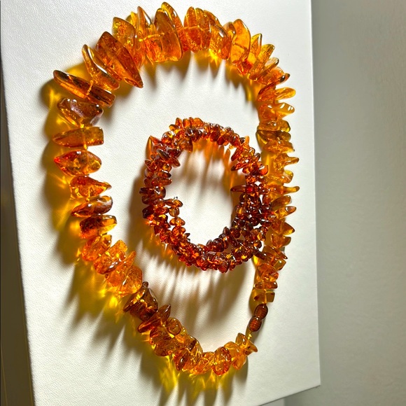 New Natural Baltic Amber Beaded Necklace and Bracelet - Picture 5 of 8